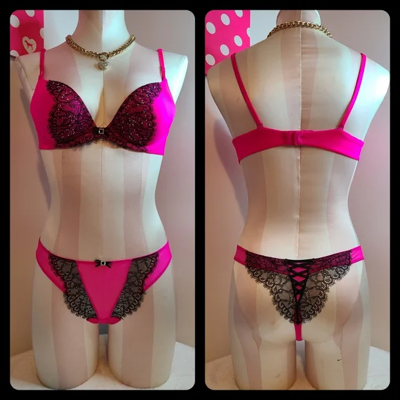 Rare Y2K Victoria's Secret Very Sexy Miraculous Plunge Bra/ Panty Set 32A/med